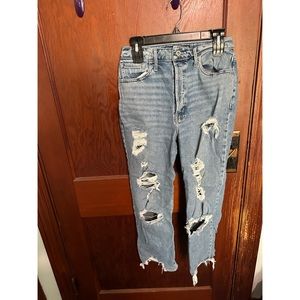 Hollister Curvy Ultra High Rise Straight Jean